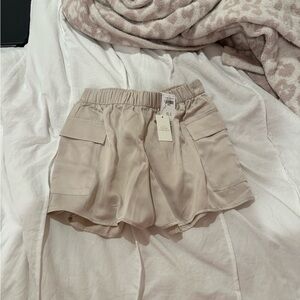 Abercrombie and fitch NWT SATIN SHORTS